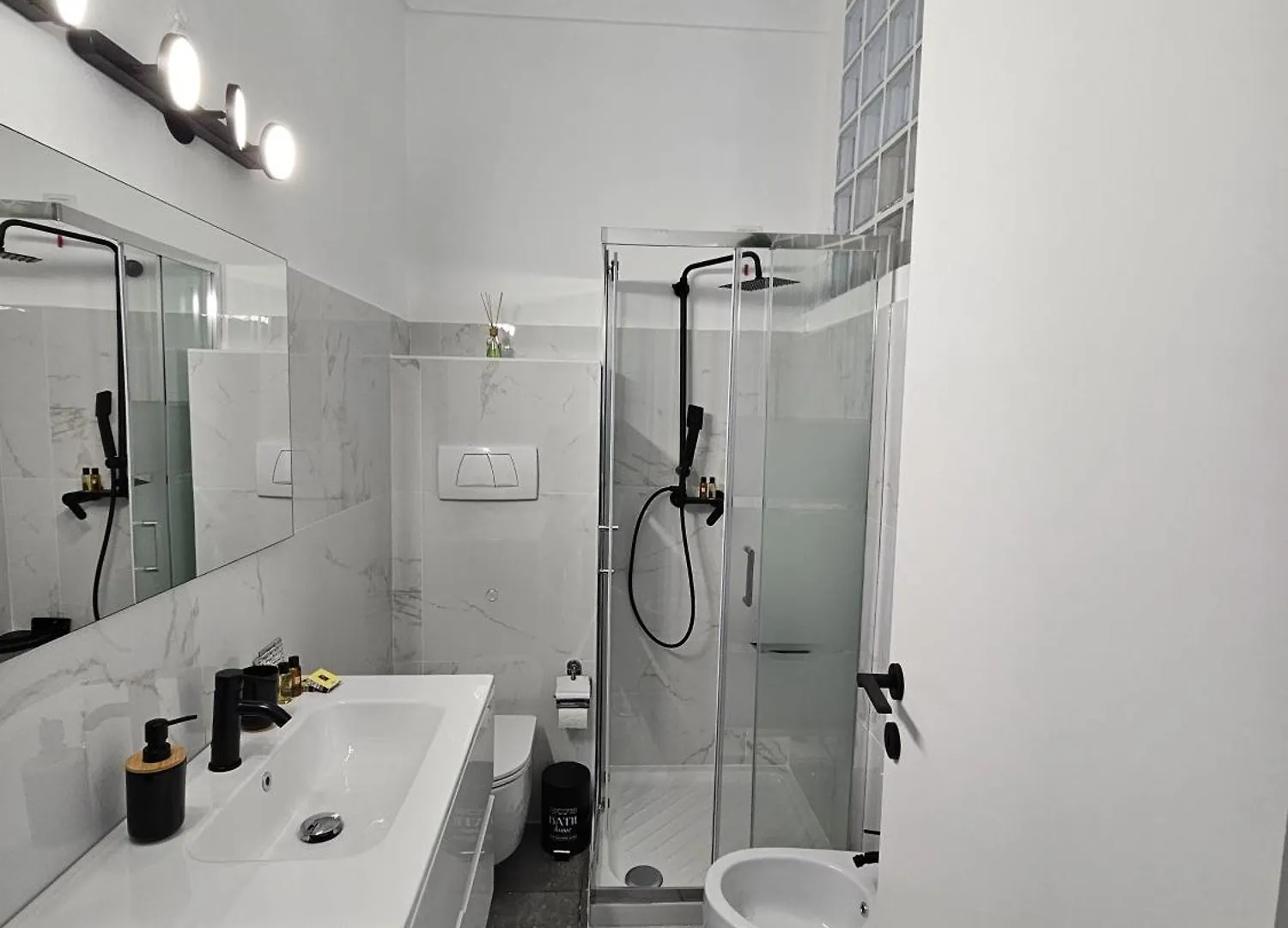 Bruno'S Apartment Milano Centro 米兰